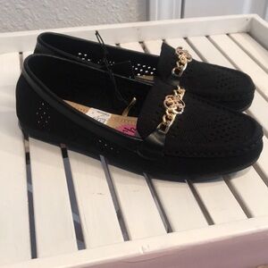 Daisy Fuentes brand size 5.5M black slip on loafers- NWT